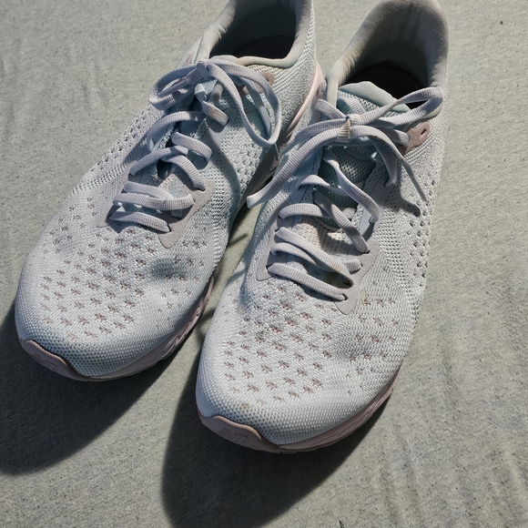 New Balance Women's Fresh Foam Running Shoes - Light Blue - Picture 5 of 8